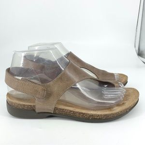 Dansko Women 37 Size 6.5 7 Sandals Brown Leather Low Heel Shoe Reece Ankle Strap